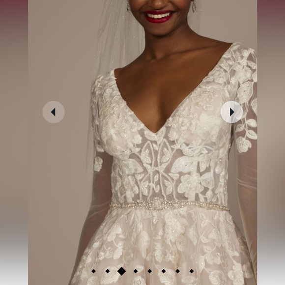 Wedding Dress - Picture 3 of 3